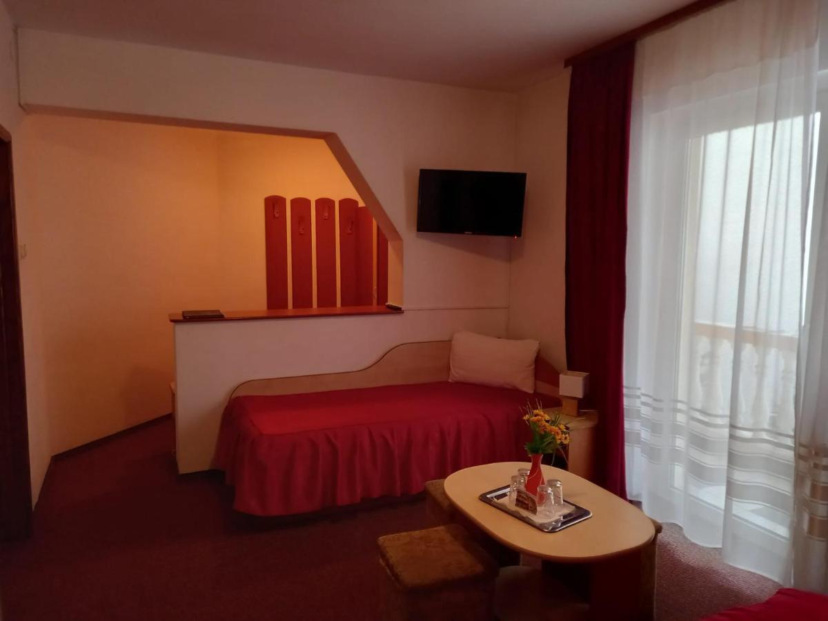 Vila Queen Arad Exterior foto