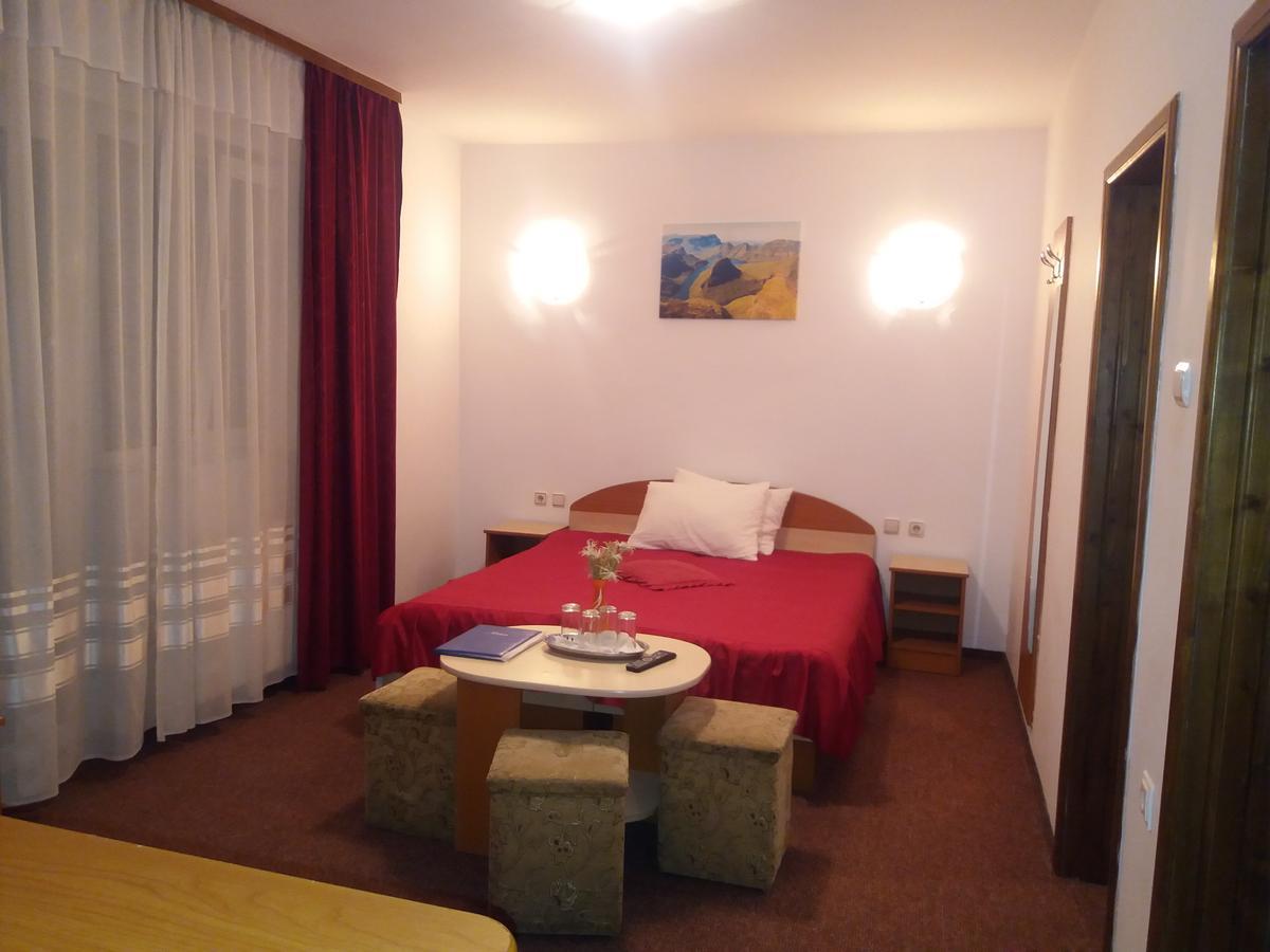 Vila Queen Arad Exterior foto